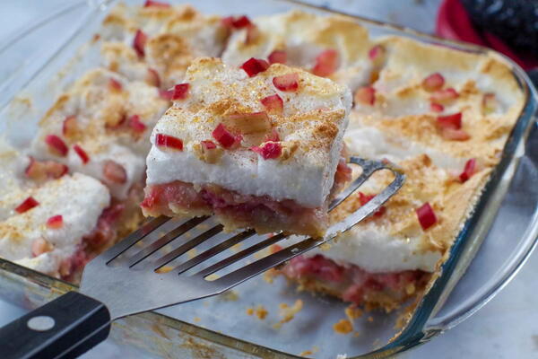 Rhubarb Meringue Torte Rhubarb Meringue Torte