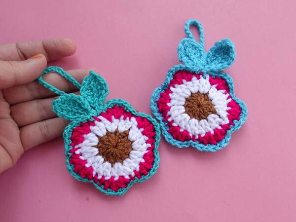 Beautiful Keychain Holder With Pocket Beautiful Keychain Holder With Pocket