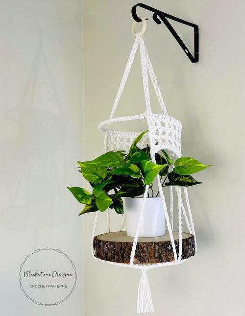 Easy Boho Plant Hanger Easy Boho Plant Hanger