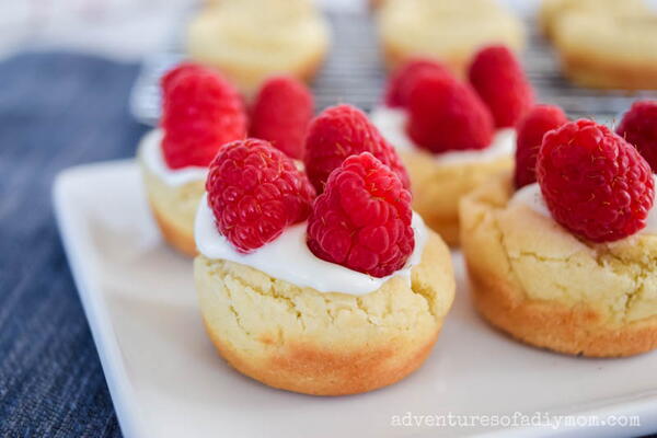 Raspberry Cheesecake Cookie Cups Raspberry Cheesecake Cookie Cups