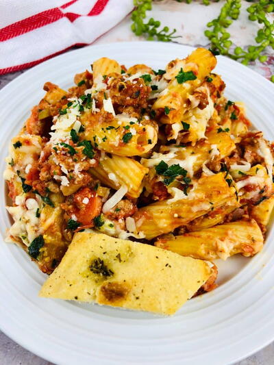Baked Rigatoni With Meat Sauce
