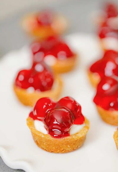 Easy Cherry Cheesecake Cookie Cups Easy Cherry Cheesecake Cookie Cups