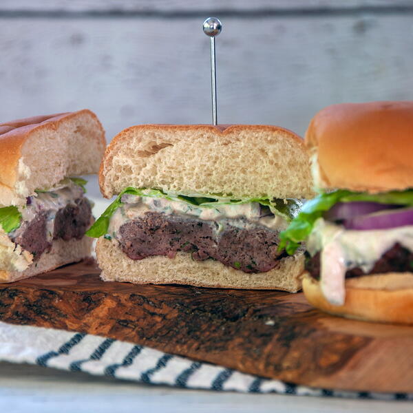 Indian Inspired Lamb Burgers With Mint Yogurt Sauce Indian Inspired Lamb Burgers With Mint Yogurt Sauce