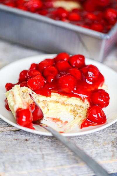 Easy No Bake Cherry Cheesecake Dessert Easy No Bake Cherry Cheesecake Dessert