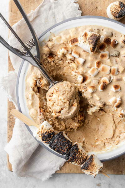 Toasted Marshmallow Ice Cream