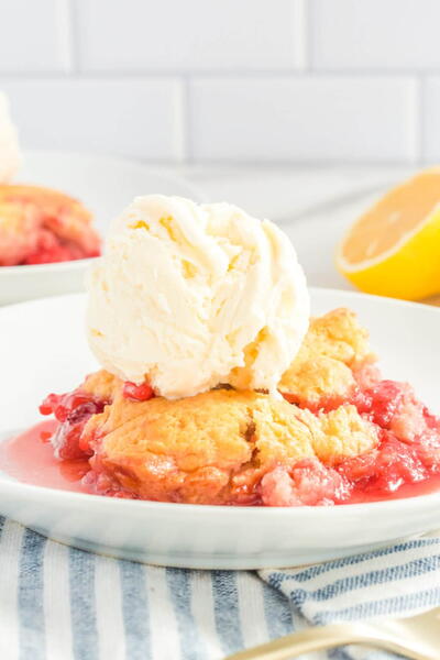 Fresh Strawberry Cobbler Fresh Strawberry Cobbler