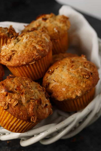 Banana Granola Muffins Banana Granola Muffins