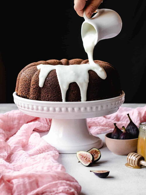 Honey Cake With Goat Cheese Frosting Figs Honey Cake With Goat Cheese Frosting + Figs