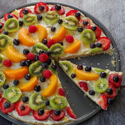 Fruit Pizza (with Orange Glaze)