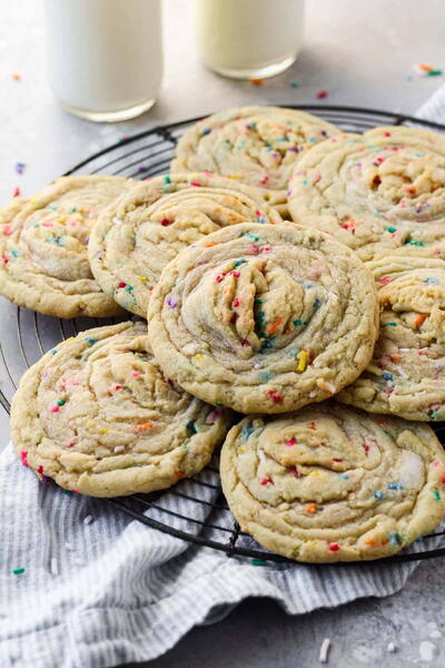 Stuffed Birthday Cake Cookies Stuffed Birthday Cake Cookies