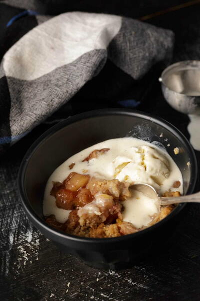 Peach Crumble Peach Crumble