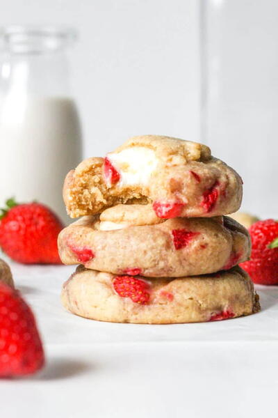Strawberry Cheesecake Cookies Strawberry Cheesecake Cookies