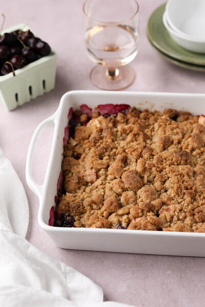Easy Cherry Apple Crumble Easy Cherry Apple Crumble