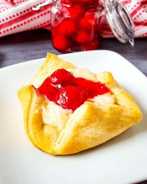 Cherry Cheesecake Bites Cherry Cheesecake Bites