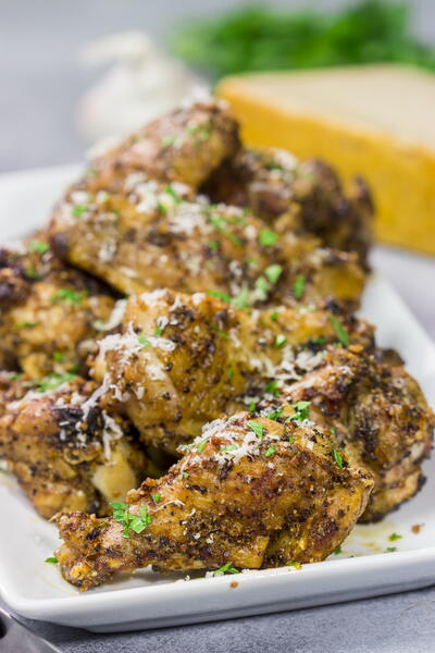 Grilled Garlic Parmesan Chicken Wings Grilled Garlic Parmesan Chicken Wings