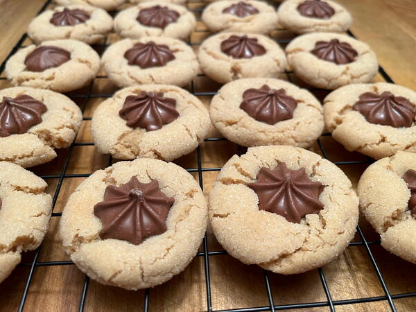Peanut Butter Blossom Cookies Recipe Peanut Butter Blossom Cookies Recipe