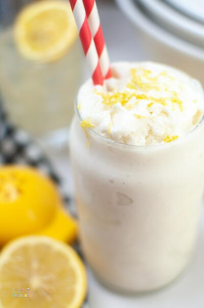 Copycat Chick-fil-a Frosted Lemonade Copycat Chick-fil-a Frosted Lemonade
