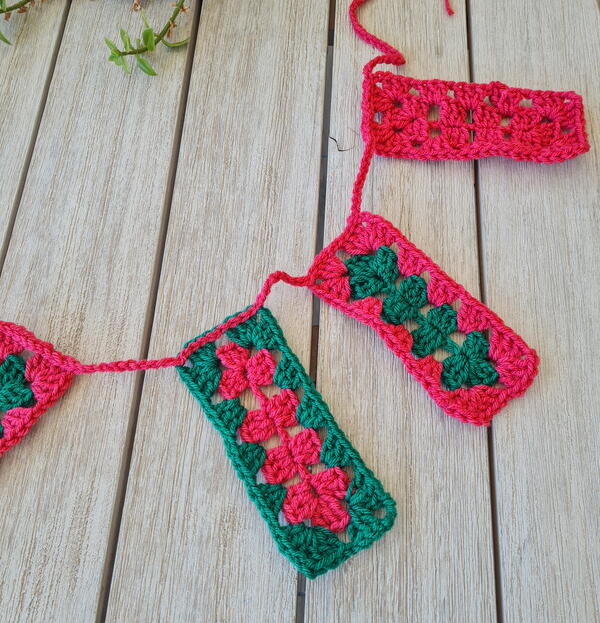 Granny Rectangle Bunting Granny Rectangle Bunting