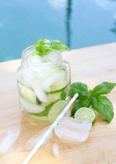 Cucumber Lime Vodka Cocktail