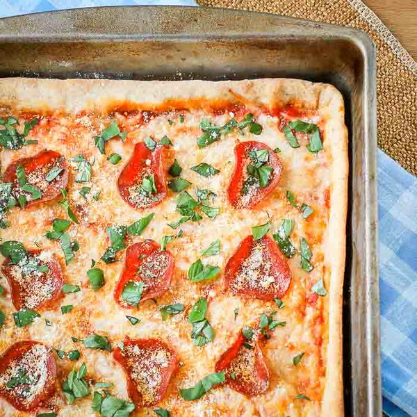 Easy And Quick Pan Pizza