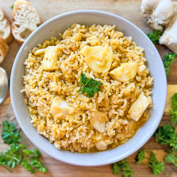 My Mothers Garlic Rice With Fish Heartwarming 30 Minute Recipe My Mother´s Garlic Rice With Fish | Heartwarming 30 Minute Recipe