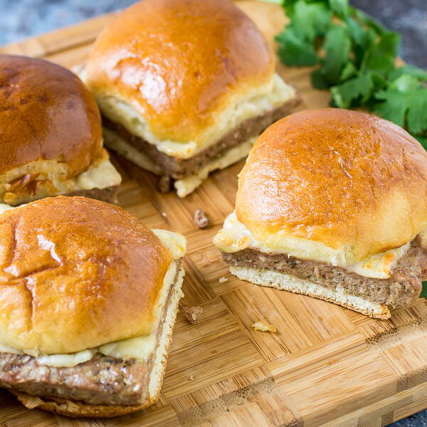Simple Turkey Burger Sliders Simple Turkey Burger Sliders