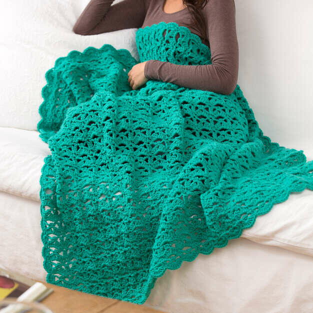 Lacy Turquoise Fan Throw Lacy Turquoise Fan Throw