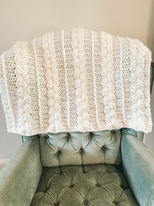 Cabled Blanket 