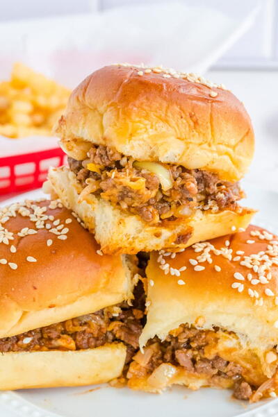Easy Sloppy Joe Sliders With Hawaiian Rolls Easy Sloppy Joe Sliders – With Hawaiian Rolls!