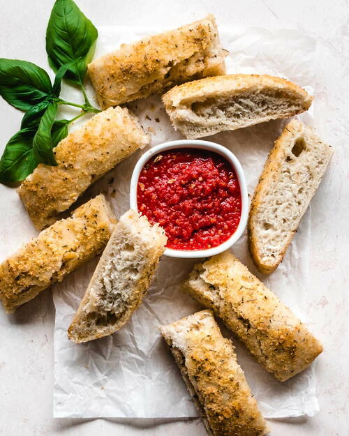Soft-baked Garlic Breadsticks From Pizza Dough Soft-baked Garlic Breadsticks From Pizza Dough