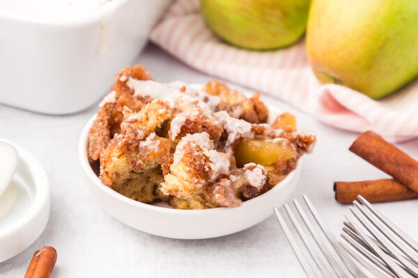 Apple Cinnamon Roll Bake Apple Cinnamon Roll Bake