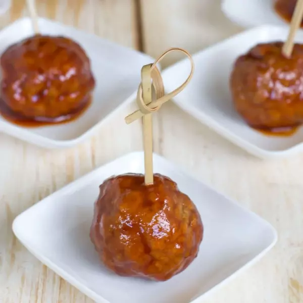 Slow Cooker Cherry Jalapeno Meatballs Slow Cooker Cherry Jalapeno Meatballs