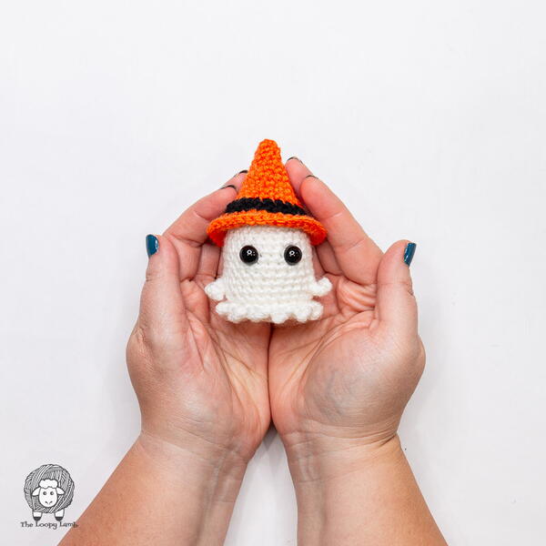Fab-boo-lous Mini Crochet Ghost Fab-boo-lous Mini Crochet Ghost