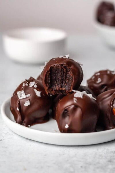Vegan Double Chocolate Truffles Vegan Double Chocolate Truffles