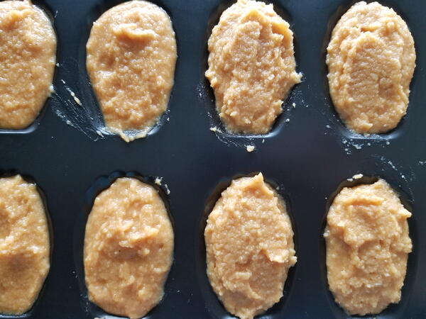 Pumpkin Spice Almond Madeleines Pumpkin Spice Almond Madeleines