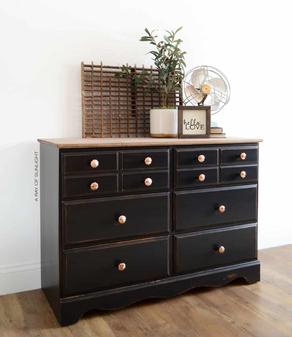 Sleek Black Farmhouse Dresser Sleek Black Farmhouse Dresser