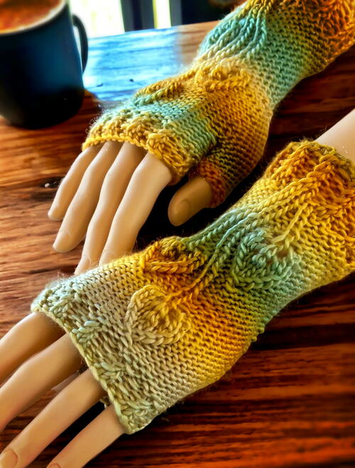 Autumn Leaf Half Gloves Autumn Leaf Half Gloves
