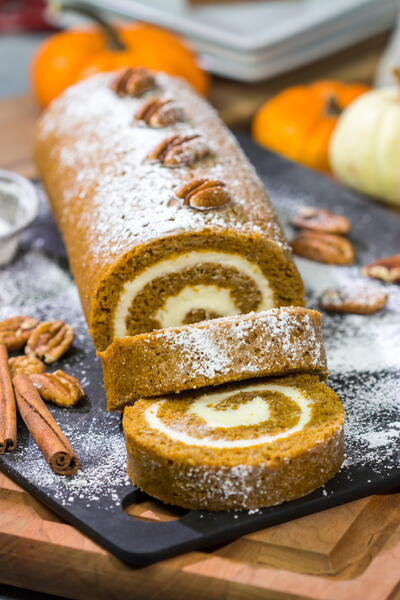 Pumpkin Roll Cake