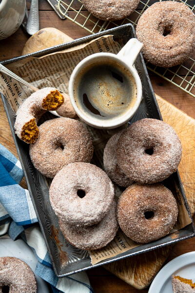 One-bowl Baked Pumpkin Donuts