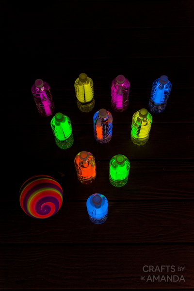 Glowing Adventures: Fun Science Experiments In The Dark!