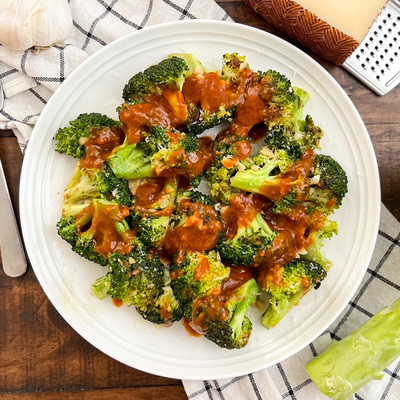 Garlic Broccoli With A Kick Of Spicy Sauce | Deliciously Addictive