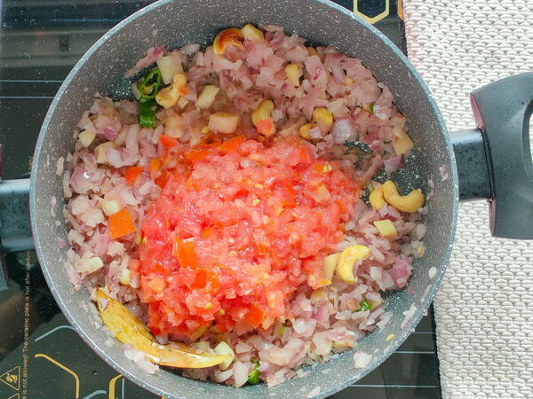 Simple Egg Omelet Curry With Roasted Coconut Simple Egg Omelet Curry With Roasted Coconut