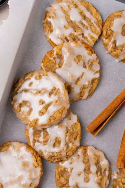 Iced Oatmeal Cookies Iced Oatmeal Cookies