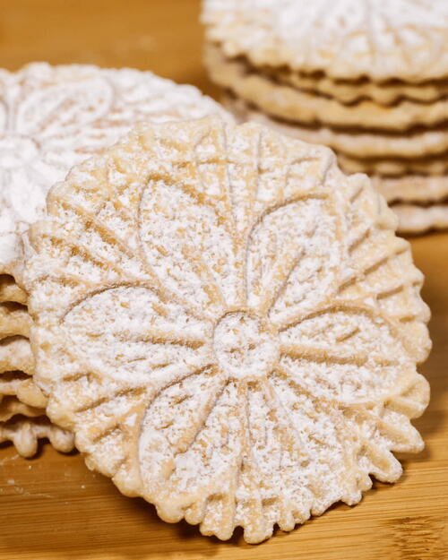 Italian Pizzelle Cookies Italian Pizzelle Cookies