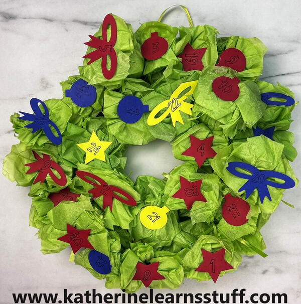 Holiday Wreath Countdown Calendar