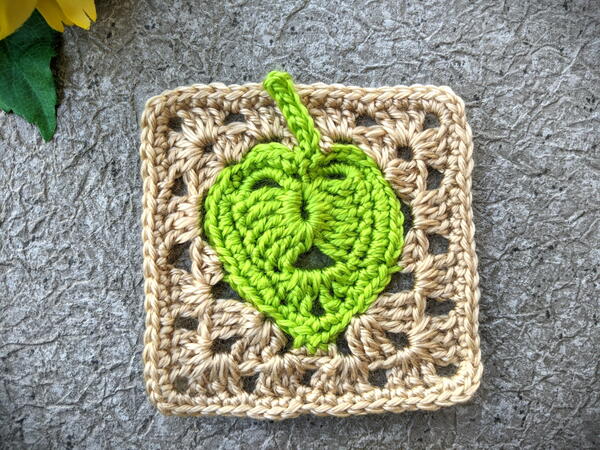Monstera Leaf Granny Square Monstera Leaf Granny Square