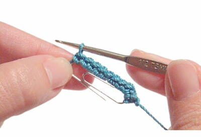 How To Crochet With A Paperclip Ice Skates Pattern Tutorial