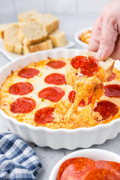 Pepperoni Dip (easy Cheesy Pizza Dip!)