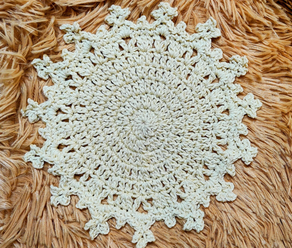 Easy Crochet Snowflake Doily Easy Crochet Snowflake Doily