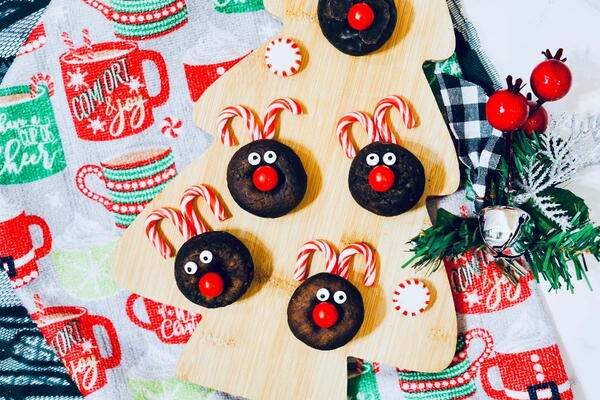 Rudolph Reindeer Donuts Rudolph Reindeer Donuts